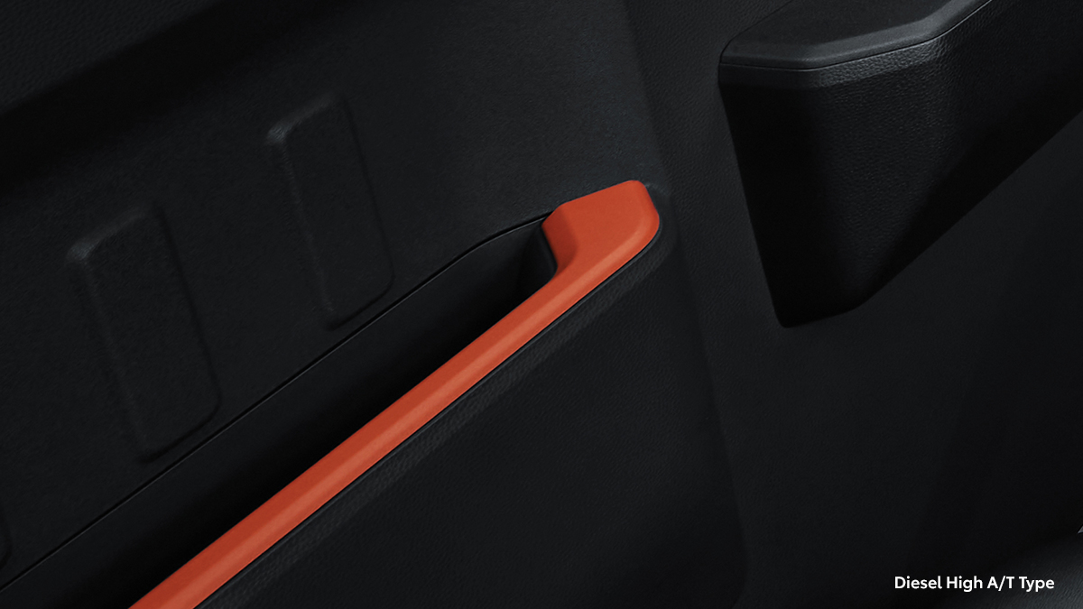 Orange Interior Accent (Diesel High A/T Type)